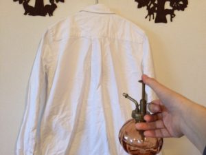 検証 アイロンを使わずに綿シャツのシワを伸ばす方法 ハナの洗濯ラボノート